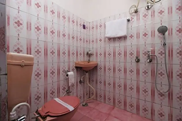 Standard Tek Büyük veya İki Ayrı Yataklı Oda, 1 Çift Kişilik Yatak, Özel Banyo