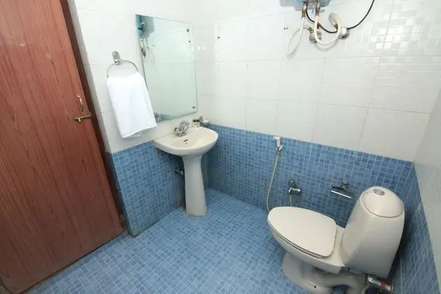 Standard Tek Büyük veya İki Ayrı Yataklı Oda, 1 Çift Kişilik Yatak, Özel Banyo