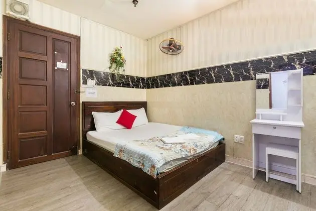 Standard Tek Büyük Yataklı Oda