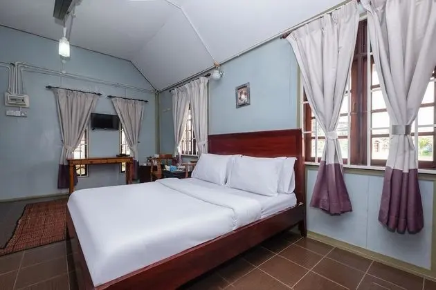 Deluxe Tek Büyük Yataklı Oda, 1 Büyük (Queen) Boy Yatak