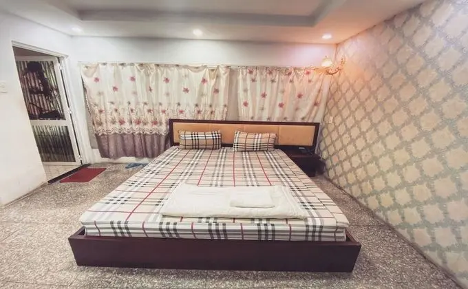 Superior Tek Büyük Yataklı Oda