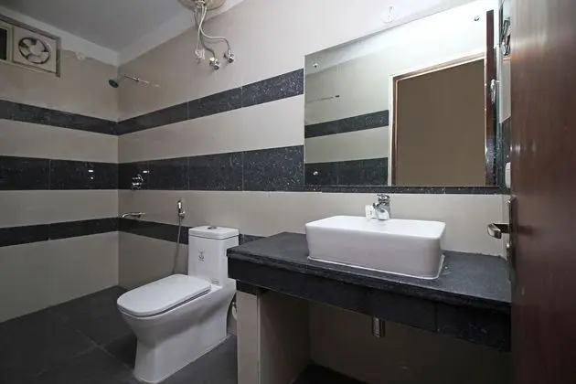 Standard Tek Büyük veya İki Ayrı Yataklı Oda, 1 Çift Kişilik Yatak