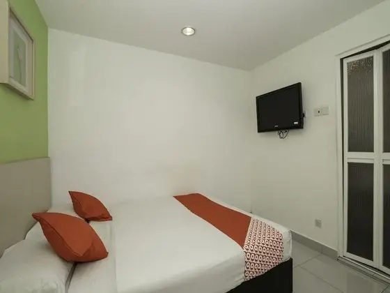 Standard Tek Büyük Yataklı Oda