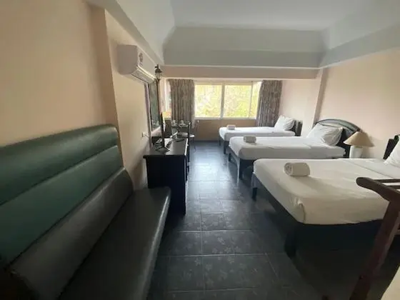 Deluxe Üç Kişilik Oda