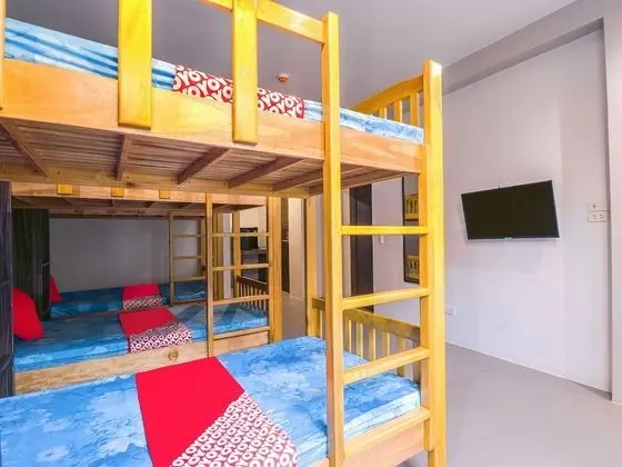 Ortak Ranzalı Oda, Karma Ranzalı Oda