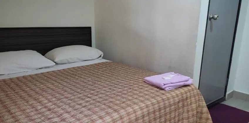 Standard Tek Büyük Yataklı Oda