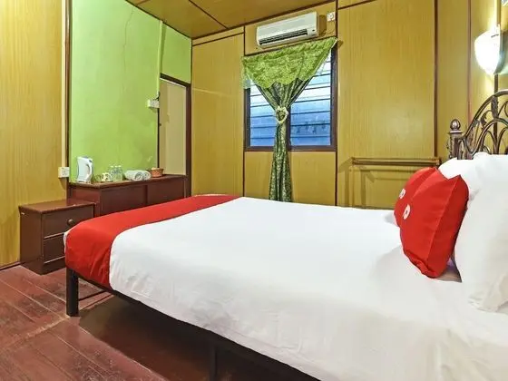 Deluxe Tek Büyük Yataklı Oda, 1 Büyük (Queen) Boy Yatak