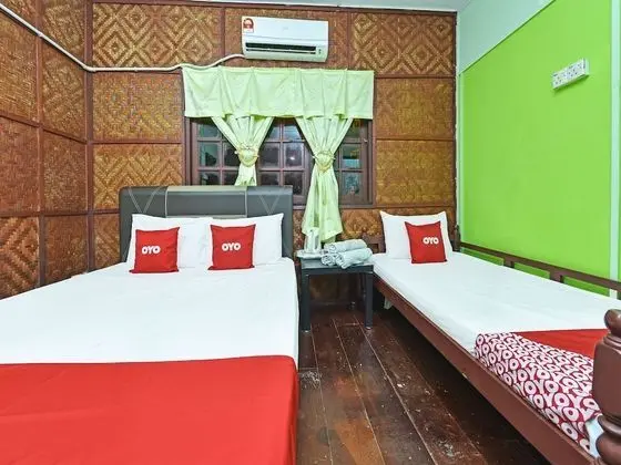 Deluxe Üç Kişilik Oda