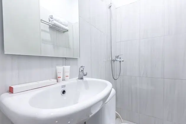 Standard Tek Büyük Yataklı Oda