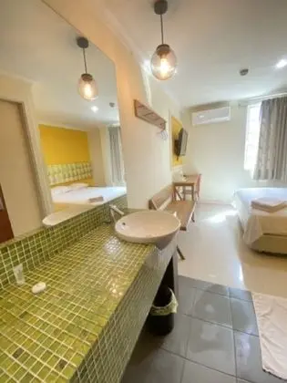 Deluxe Tek Büyük Yataklı Oda, 1 Büyük (Queen) Boy Yatak