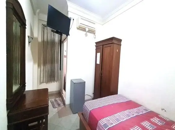 Standard Tek Büyük Yataklı Oda