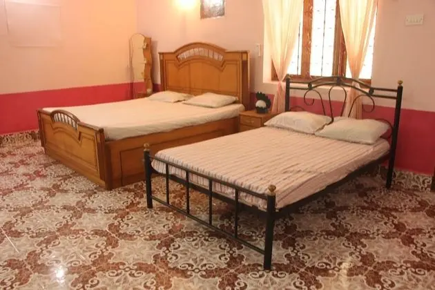 Tek Büyük veya İki Ayrı Yataklı Oda