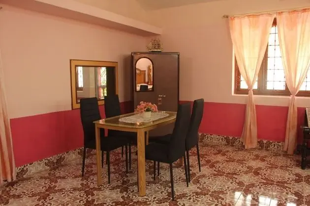 Tek Büyük veya İki Ayrı Yataklı Oda