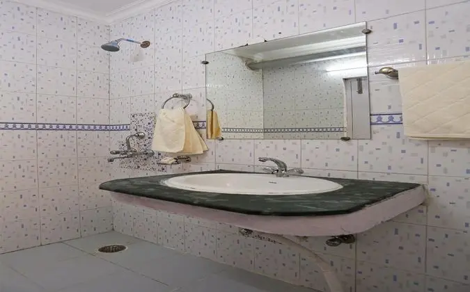 Tek Büyük veya İki Ayrı Yataklı Oda