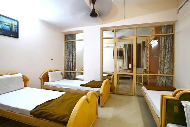 Exclusive Oda (Dormitory 6 Persons)