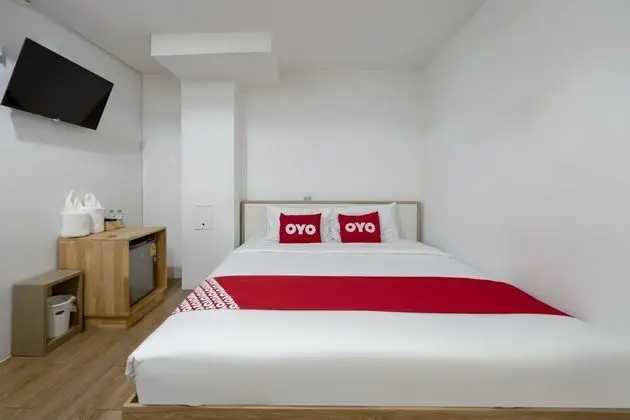 Standard Tek Büyük Yataklı Oda