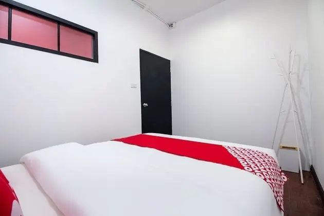 Premium Tek Büyük Yataklı Oda, Ortak Banyo