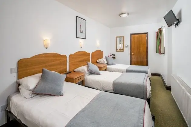 Deluxe Üç Kişilik Oda