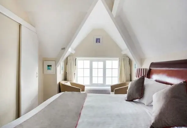 Deluxe Tek Büyük Yataklı Oda, Banyolu/Duşlu, Deniz Manzaralı (with bath or shower)
