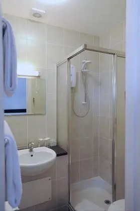Deluxe Tek Büyük Yataklı Oda, Banyolu/Duşlu, Deniz Manzaralı (with bath or shower)