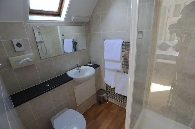 Deluxe Tek Büyük Yataklı Oda, Banyolu/Duşlu, Deniz Manzaralı (with bath or shower)