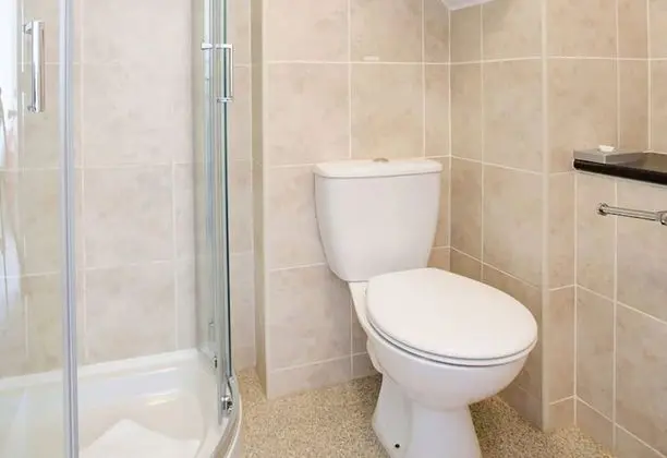 Deluxe Tek Büyük Yataklı Oda, Banyolu/Duşlu, Deniz Manzaralı (with bath or shower)