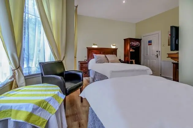 Deluxe Üç Kişilik Oda, Birden Çok Yatak