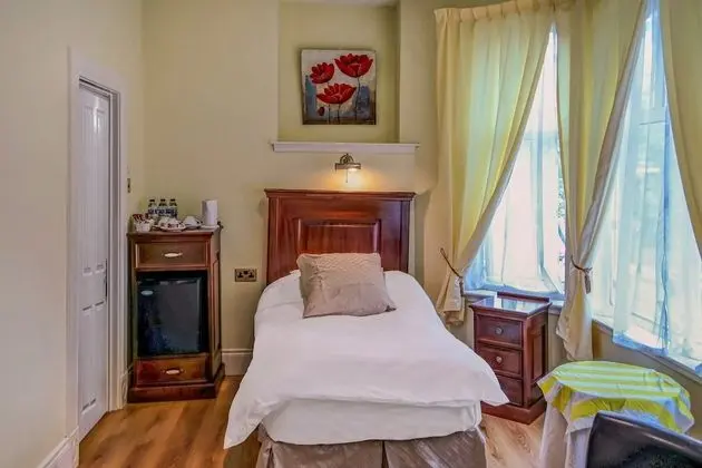 Deluxe Üç Kişilik Oda, Birden Çok Yatak