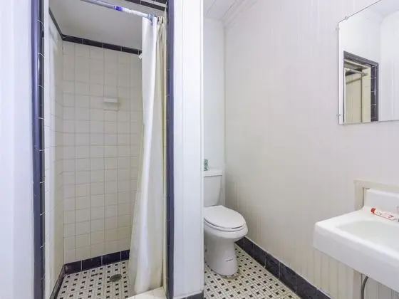 Oda, 1 En Büyük (King) Boy Yatak, Sigara İçilebilir