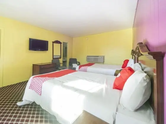 Oda, 2 Çift Kişilik Yatak, Sigara İçilebilir