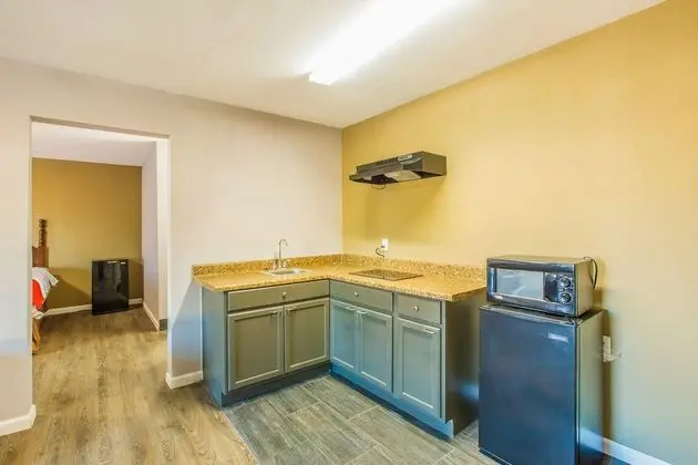 Premium Oda, 1 En Büyük (King) Boy Yatak