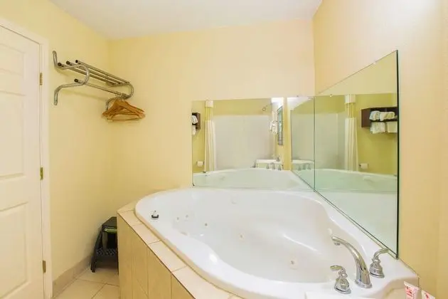 Premium Oda, 1 En Büyük (King) Boy Yatak