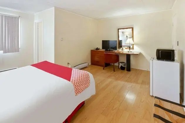 Oda, 1 Büyük (Queen) Boy Yatak