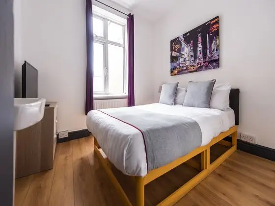 Çift ​​kişilik With Shared Bathroom