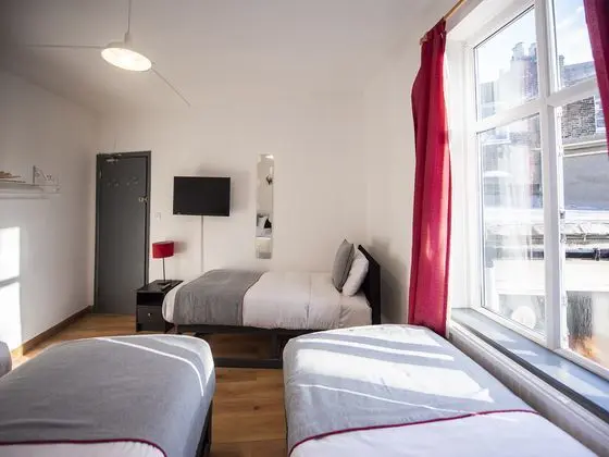 Dörtlü With Shared Bathroom