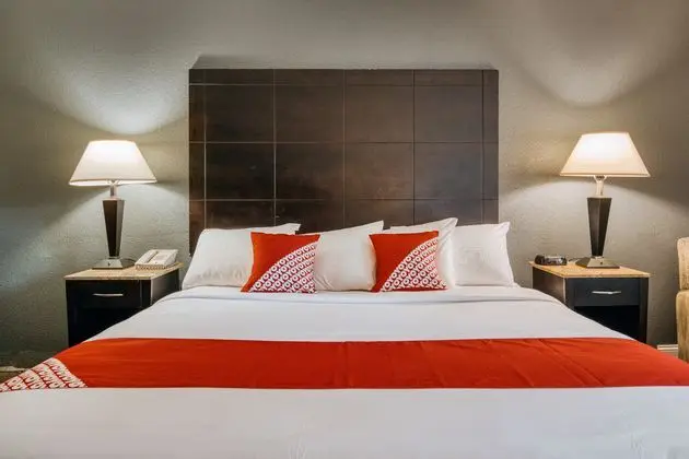 Oda Deluxe King Bed