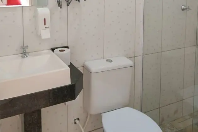 Üç Kişilik Oda, Birden Çok Yatak