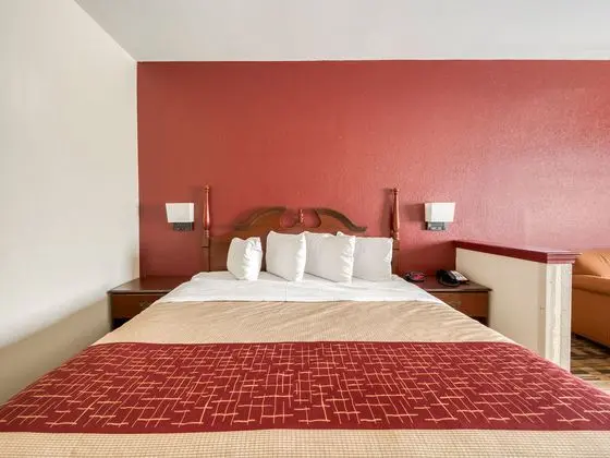 Oda Deluxe King Bed