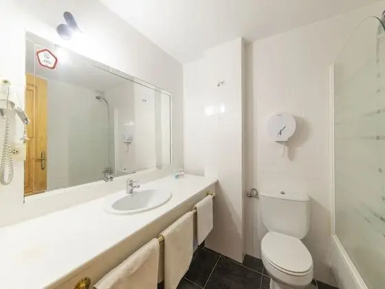 İki Ayrı Yataklı Oda