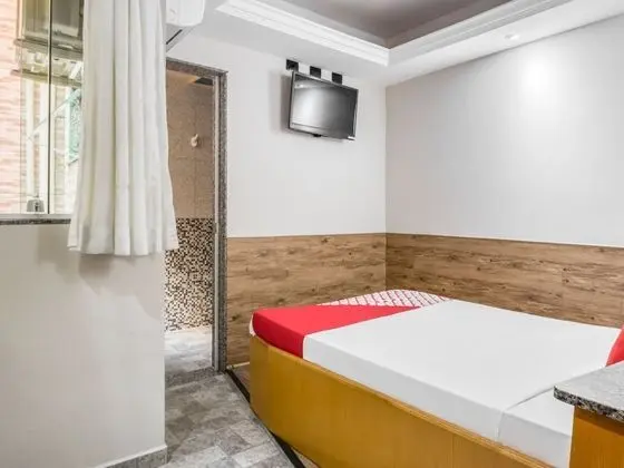 Tek Büyük Yataklı Oda