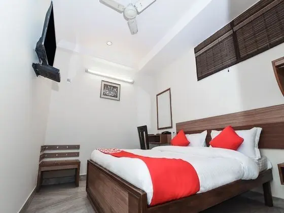 Standard Tek Büyük veya İki Ayrı Yataklı Oda, 1 Tek Kişilik Yatak, Sigara İçilebilir