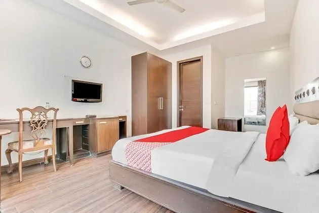 Standard Tek Büyük veya İki Ayrı Yataklı Oda, 1 Çift Kişilik Yatak, Özel Banyo