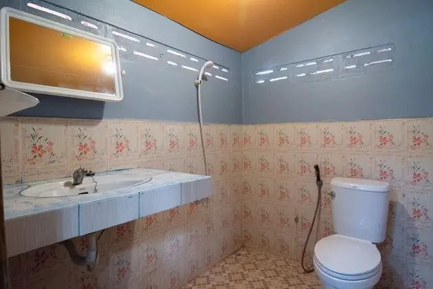 Ortak Ranzalı Oda, Karma Ranzalı Oda