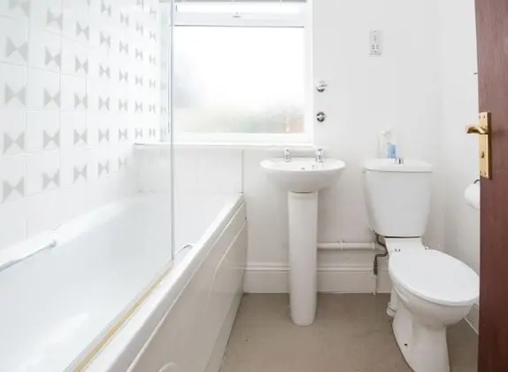 Standard Tek Büyük Yataklı Oda, Ortak Banyo