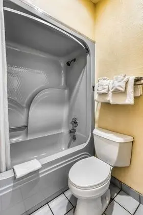 Oda, 1 En Büyük (King) Boy Yatak, Sigara İçilebilir