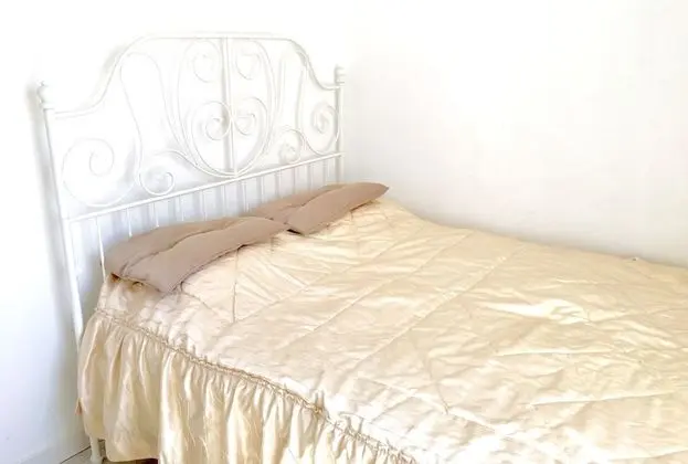 Tek Büyük Yataklı Oda, Ortak Banyo
