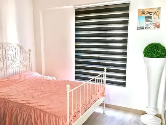 Tek Büyük Yataklı Oda, Ortak Banyo