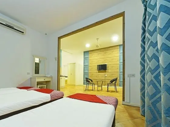 Üç Kişilik Oda, Ortak Banyo