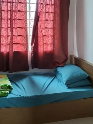 Tek Kişilik Oda, Ortak Banyo