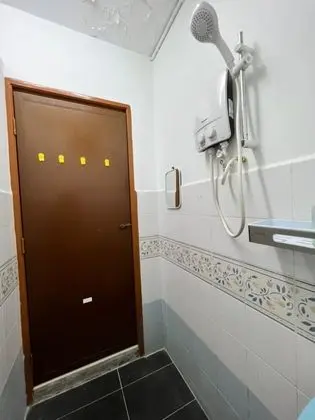 Oda, Ortak Banyo